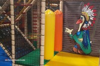 Im Cowboy & Indianer Spielreservat gibt es für die Kinder zahlreiche Attraktionen
