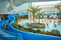 Ferienpark mit subtropischem Schwimmbad in Holland
