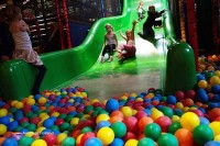 Indoor Spielplatz in Nordbrabant Niederlande – Spaß und Action für Kinder