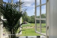 Hotel Restaurant Plantage Rococo liegt auf einem historischen Landgut in Velsen-Zuid in Nordholland