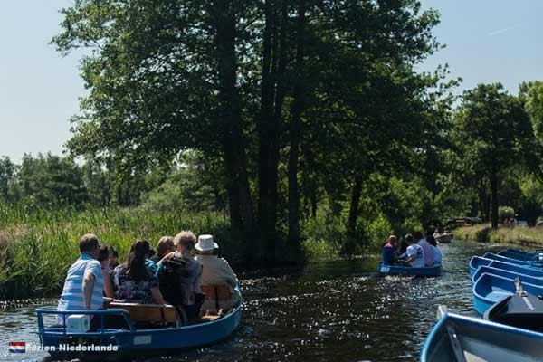 Bootsverleih und Rundfahrten in Giethoorn